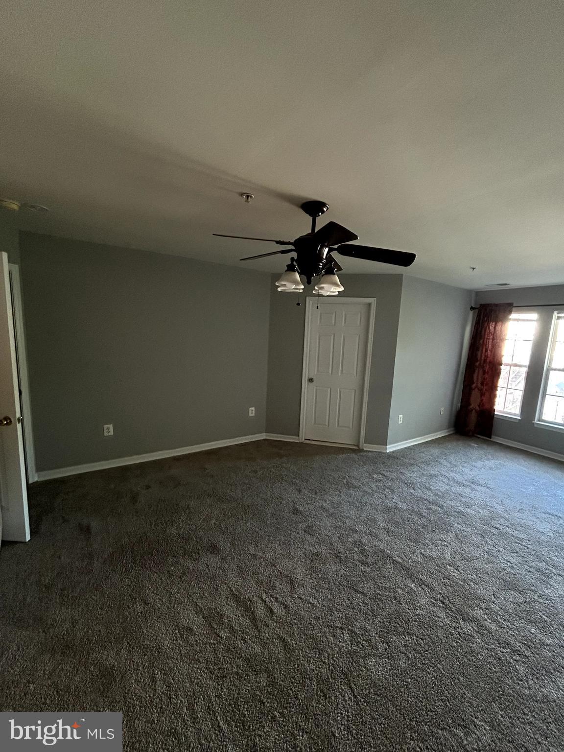 LANDOVER MEWS-PLAT FIVE> - Residential