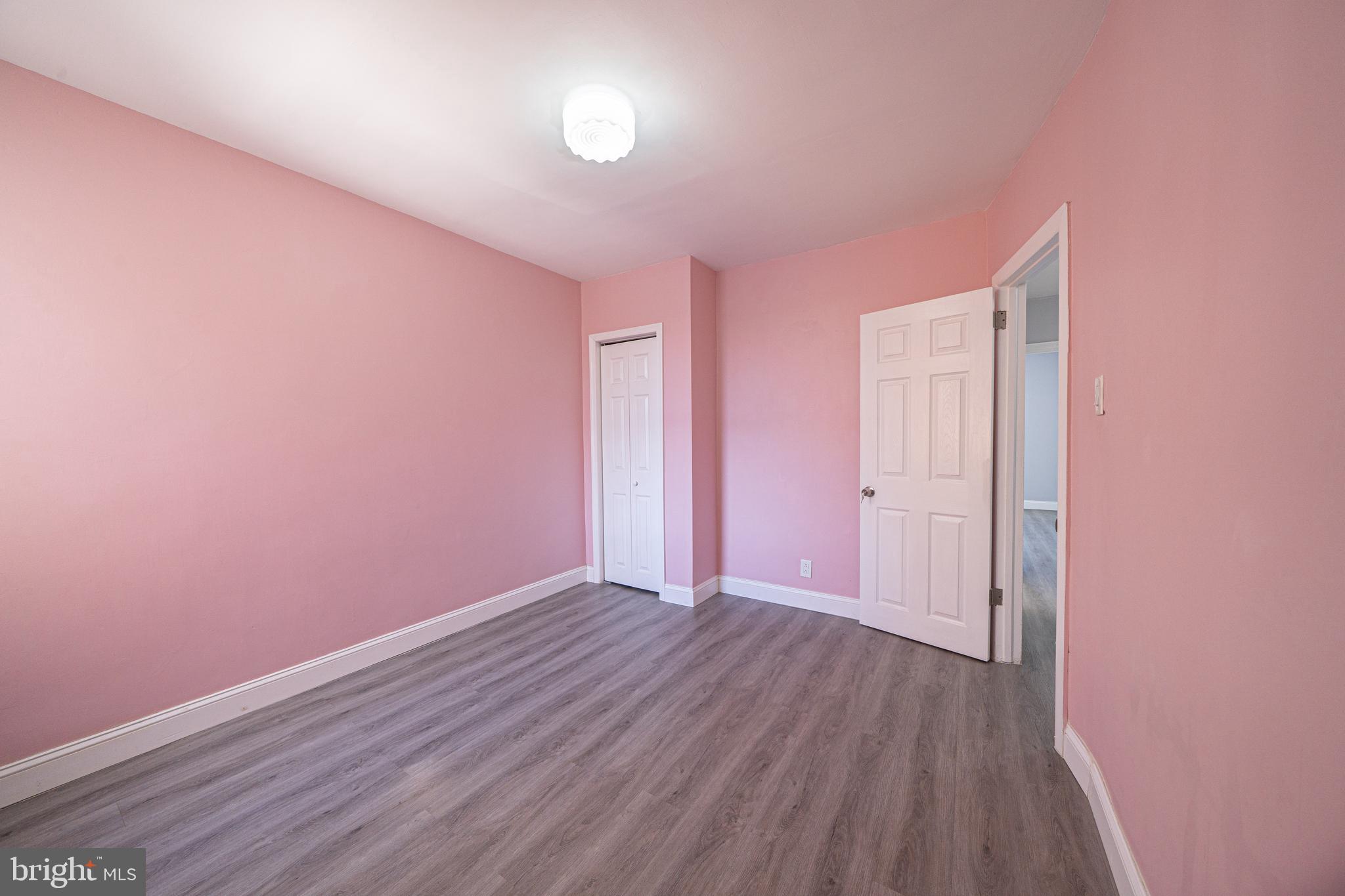 MAYFAIR - Residential