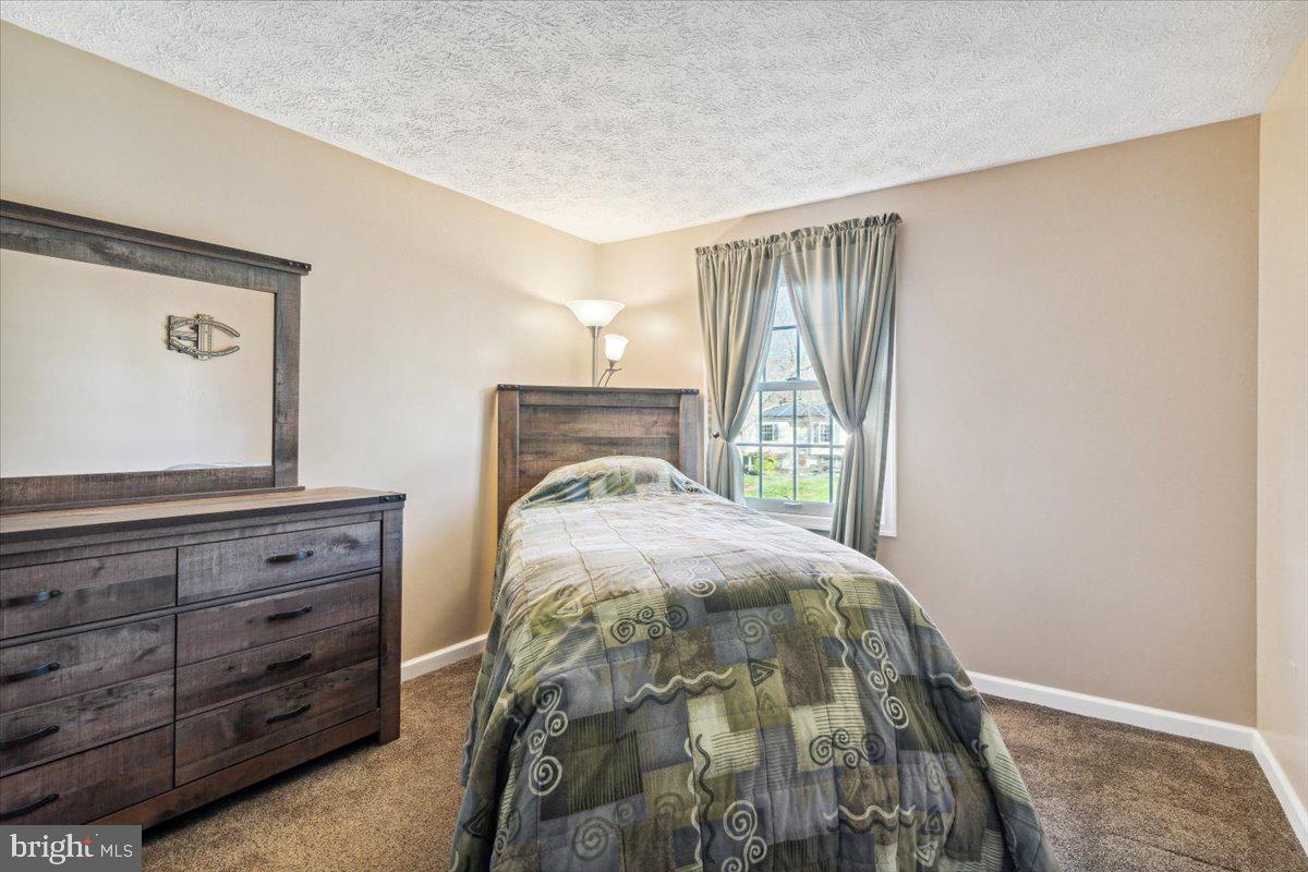 FOUNTAINDALE SOUTH - Residential