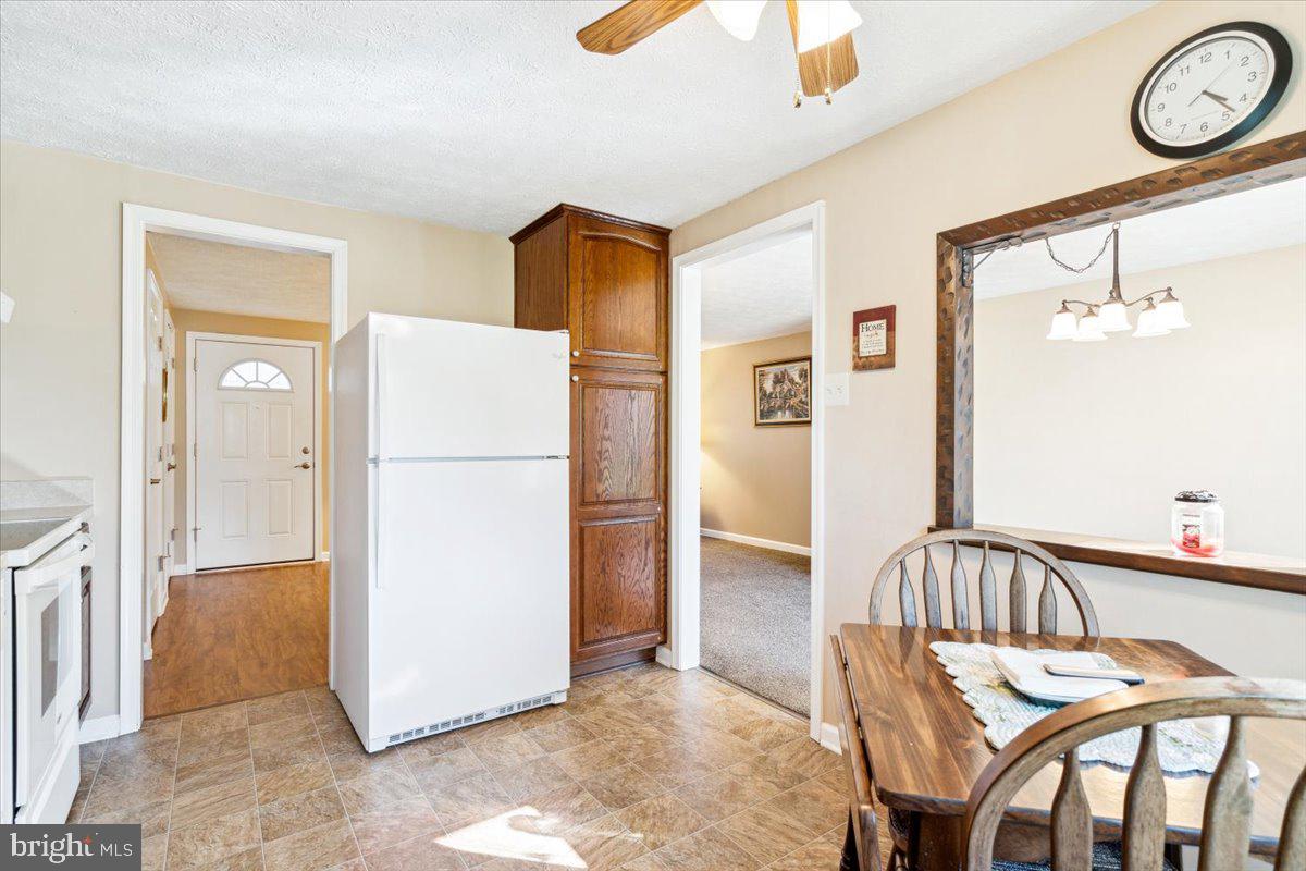 FOUNTAINDALE SOUTH - Residential