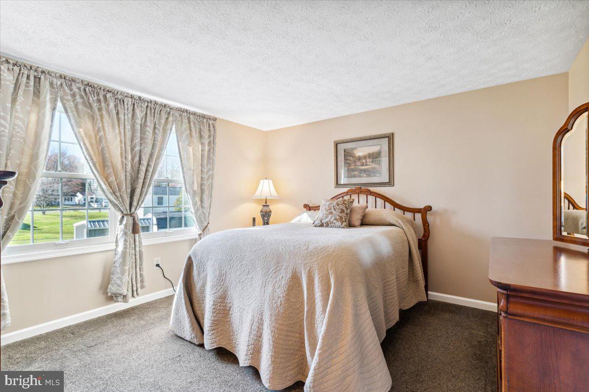 FOUNTAINDALE SOUTH - Residential