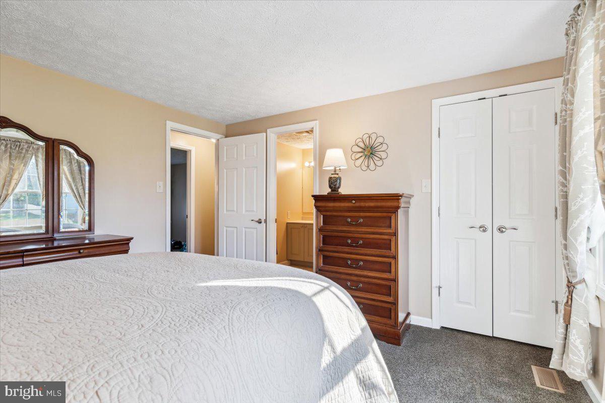 FOUNTAINDALE SOUTH - Residential