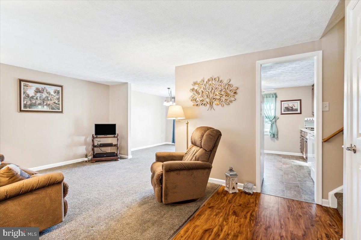 FOUNTAINDALE SOUTH - Residential