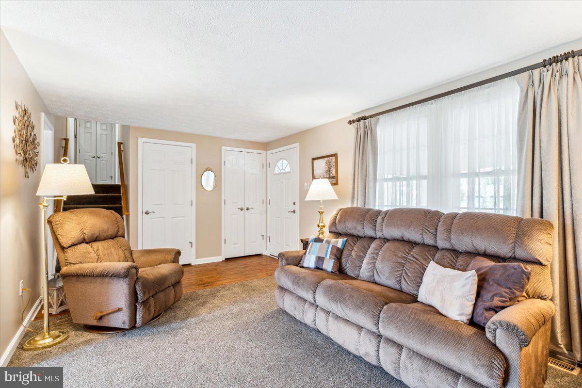 FOUNTAINDALE SOUTH - Residential