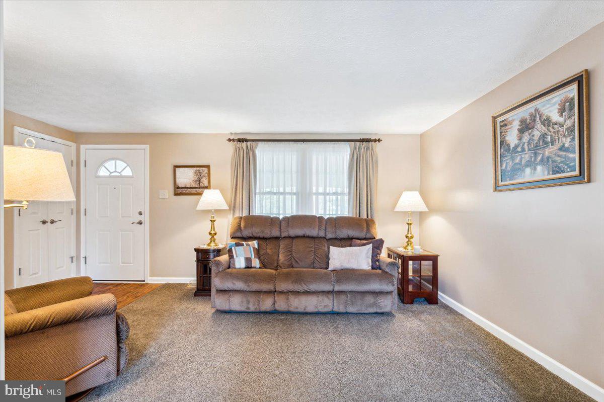 FOUNTAINDALE SOUTH - Residential