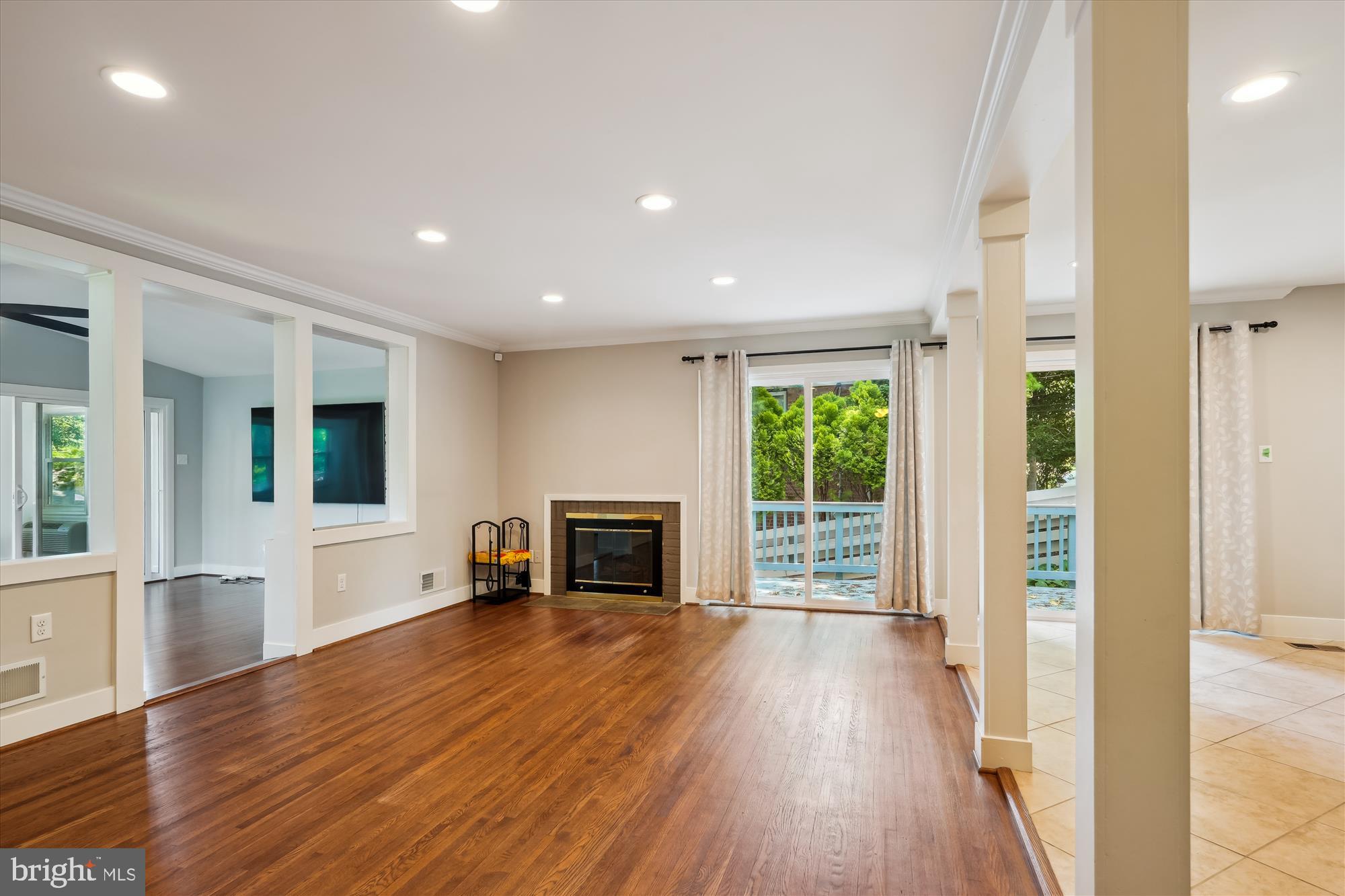 ROCK CREEK PALISADES - Residential Lease