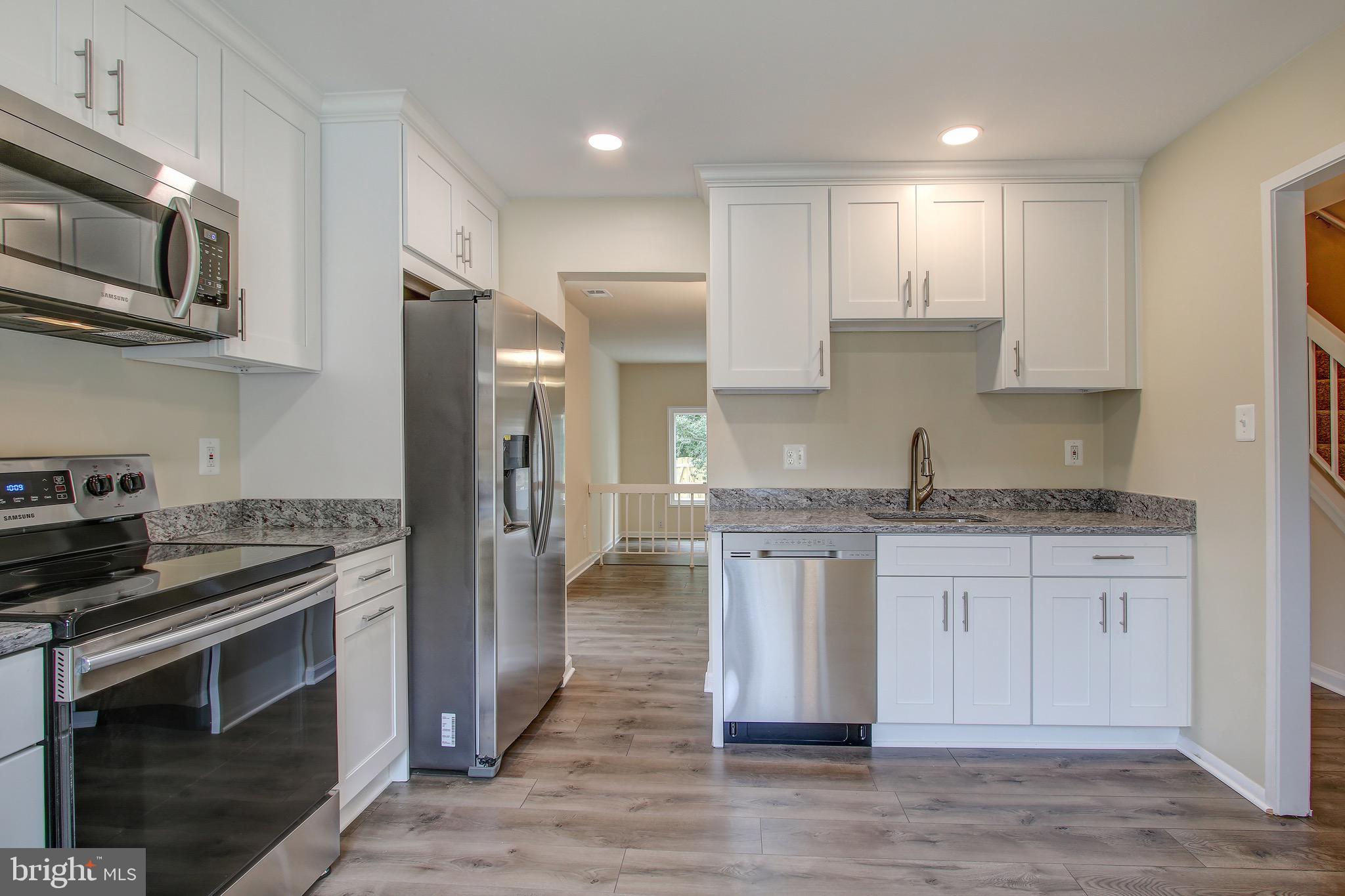 WOODMARK OF LAKE RIDGE - Residential