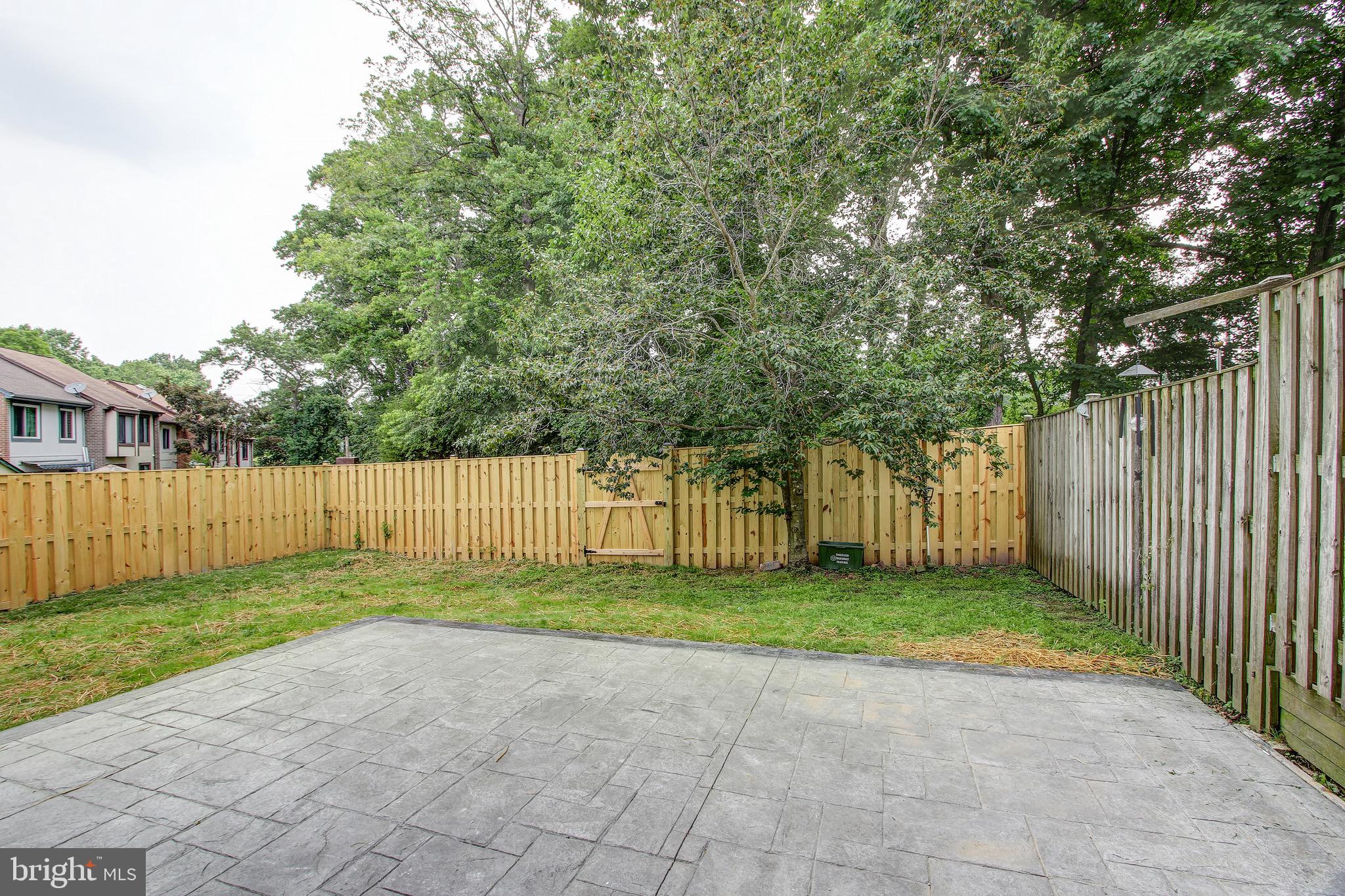 WOODMARK OF LAKE RIDGE - Residential