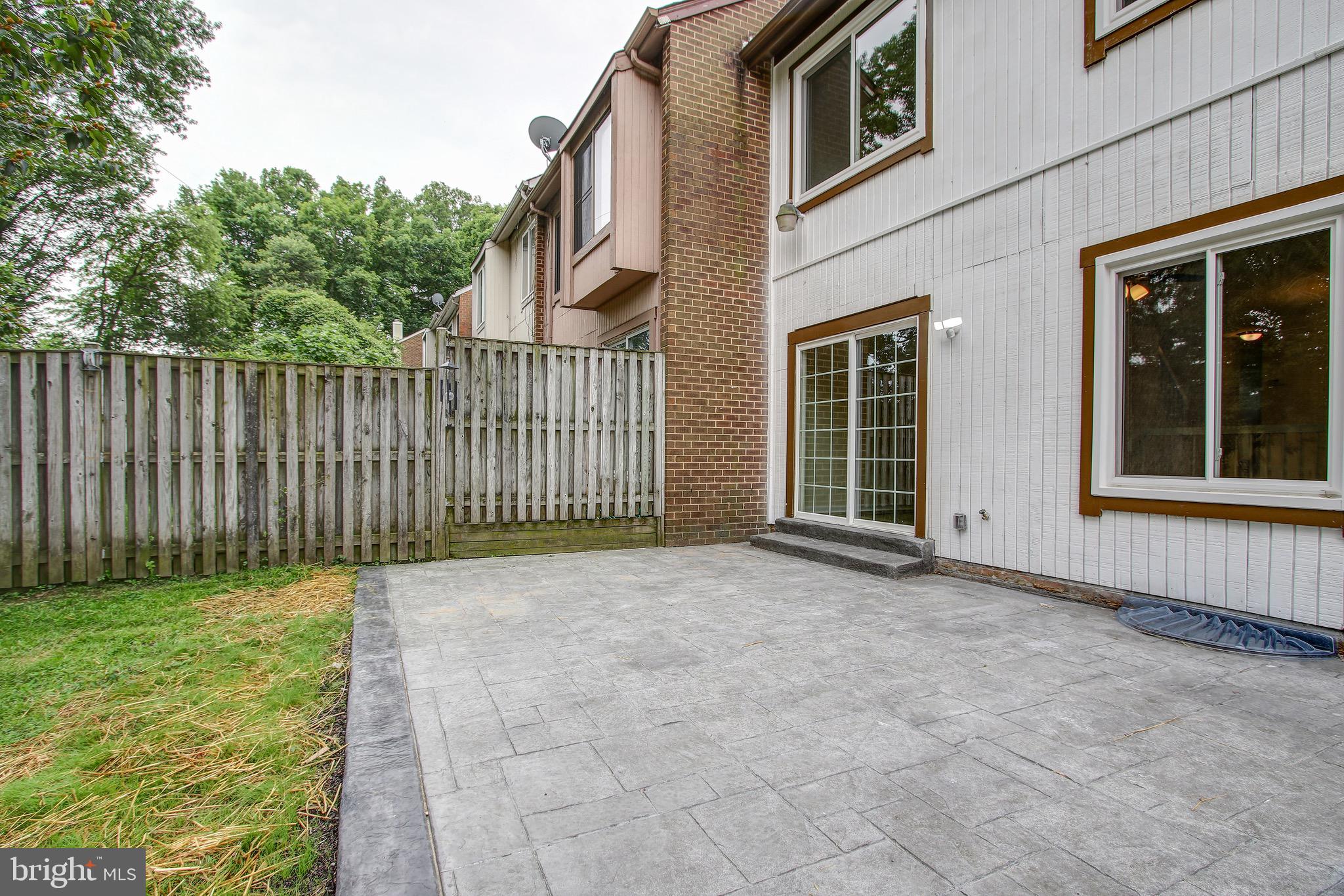 WOODMARK OF LAKE RIDGE - Residential