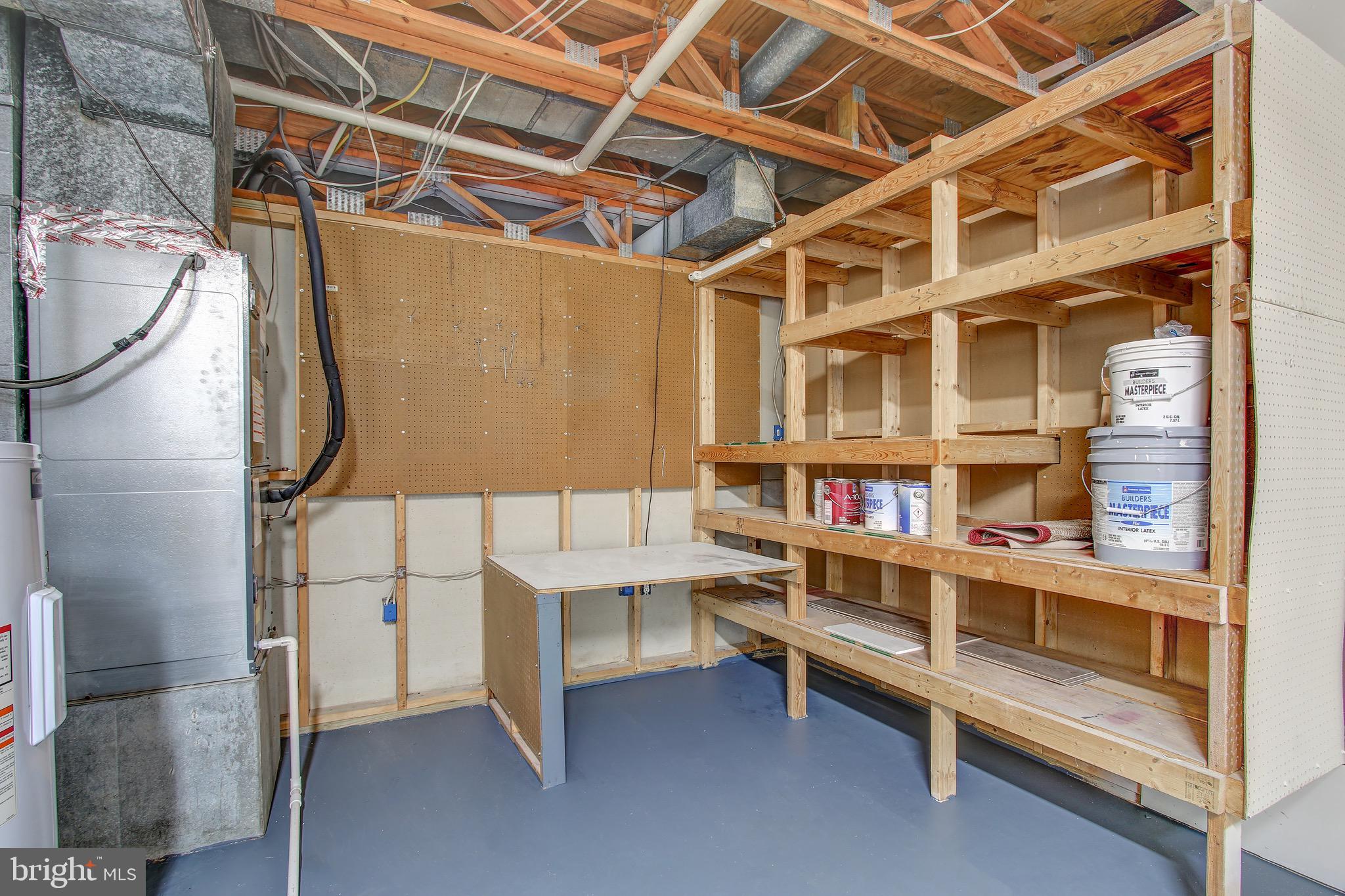 WOODMARK OF LAKE RIDGE - Residential