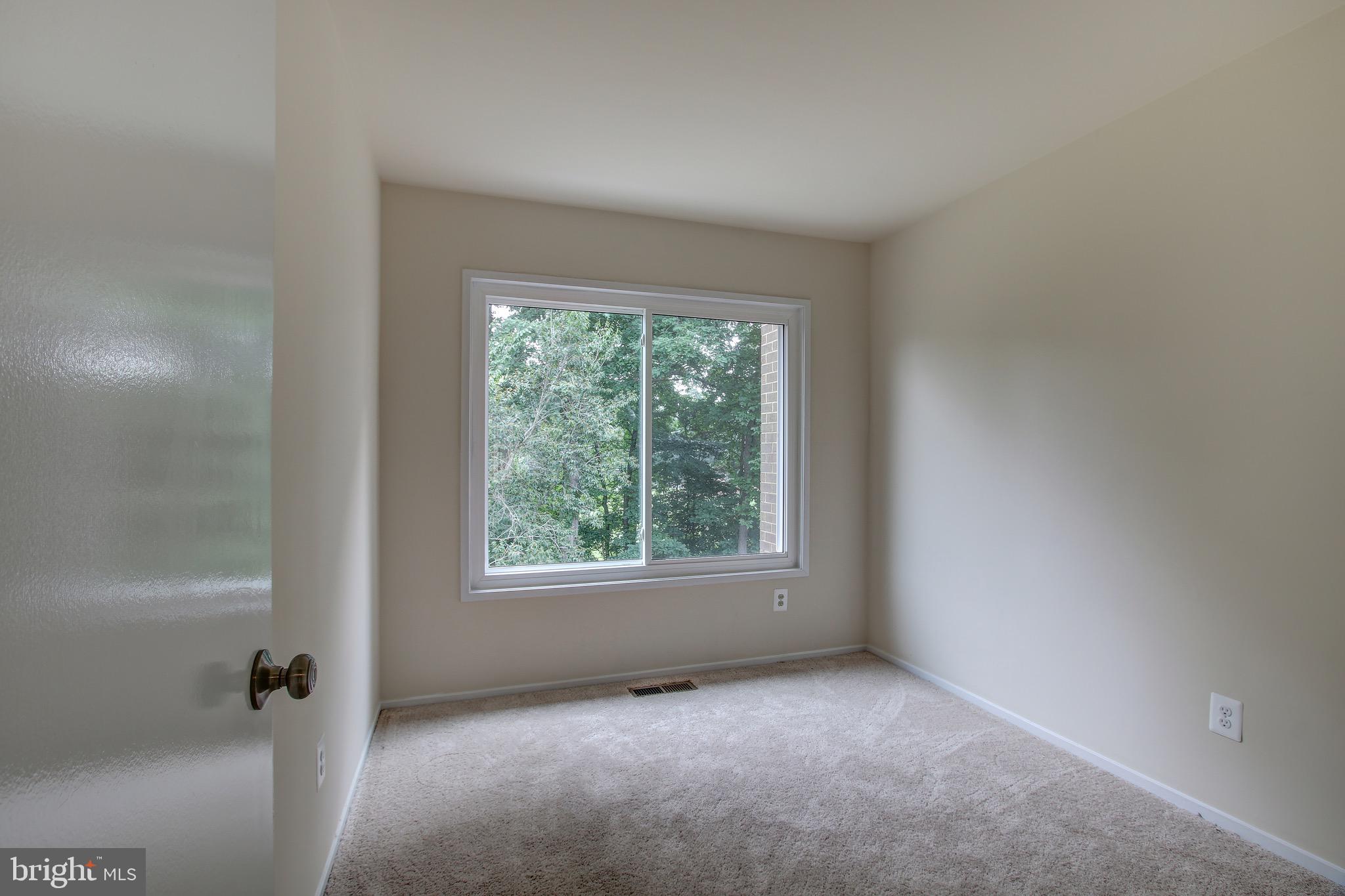 WOODMARK OF LAKE RIDGE - Residential