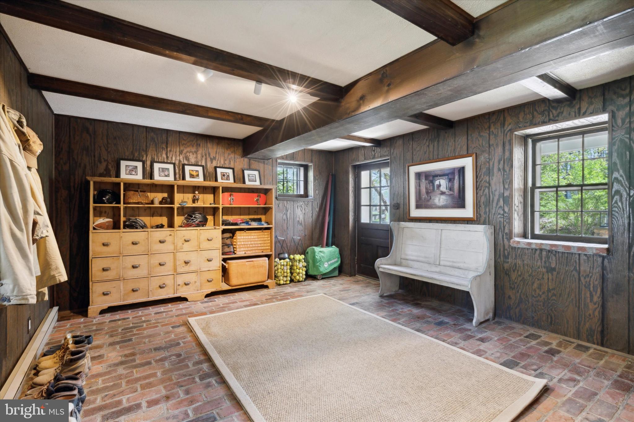 WYLLPEN FARM - Residential