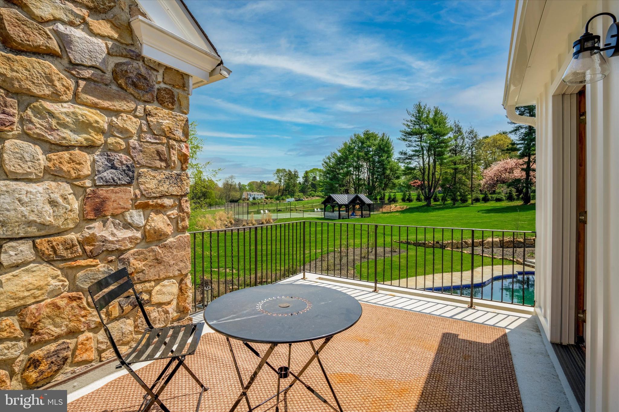 WYLLPEN FARM - Residential