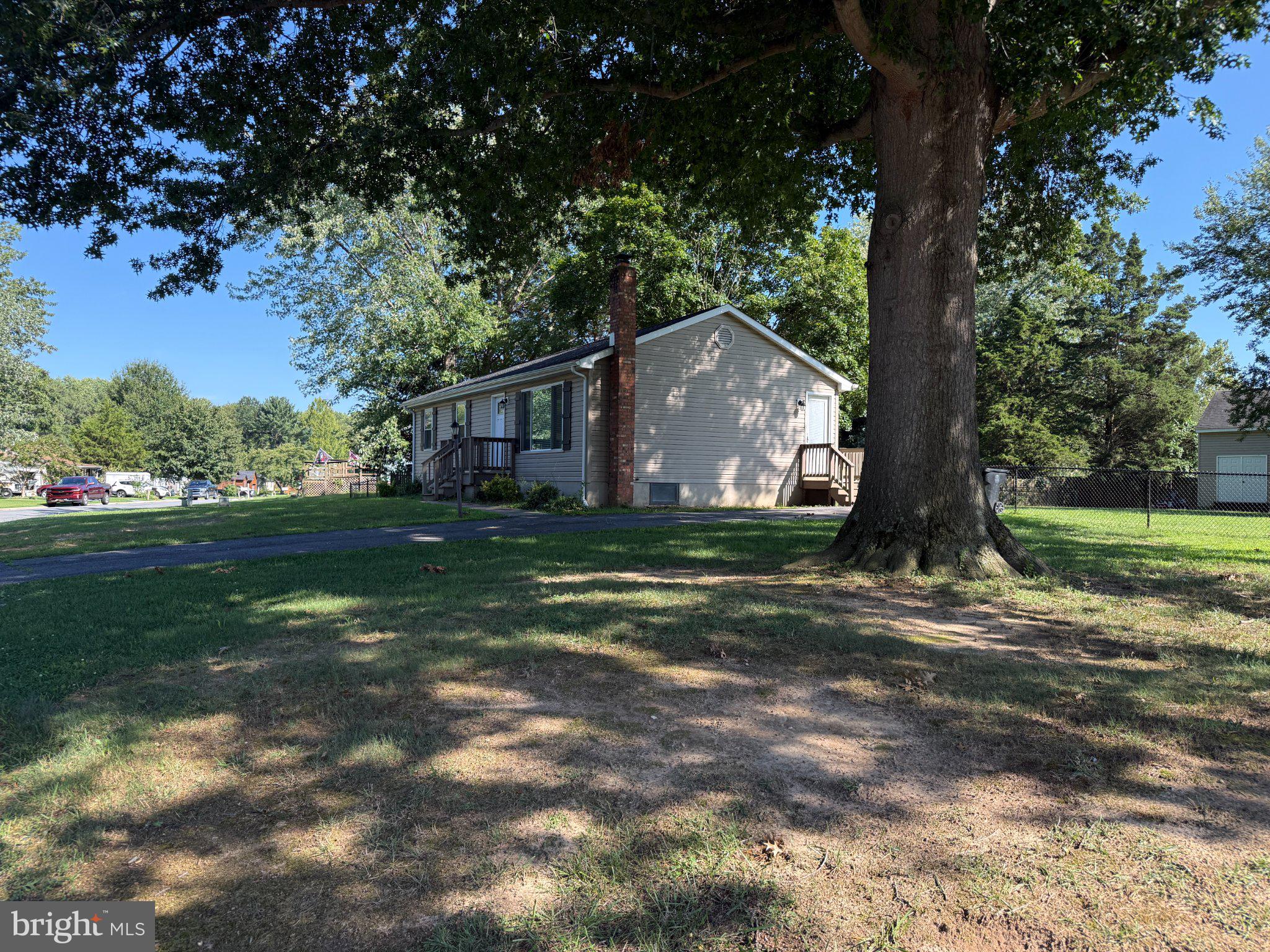 76 HACKBERRY DRIVE