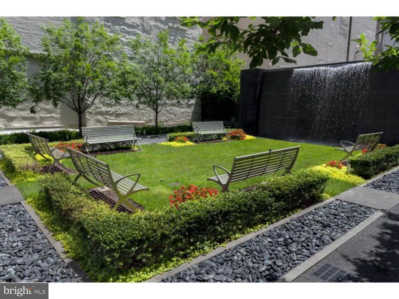 Philadelphia, Pennsylvania 19102, United States, 5 Bedrooms Bedrooms, ,7 BathroomsBathrooms,Residential,Active,104732