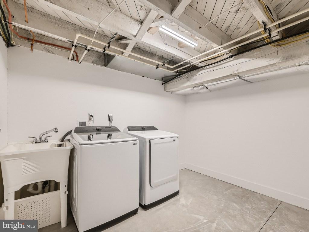 ESSEX - Residential Lease