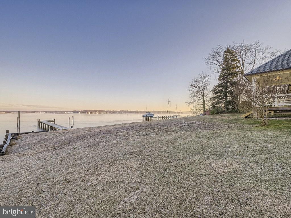 ESSEX - Residential Lease