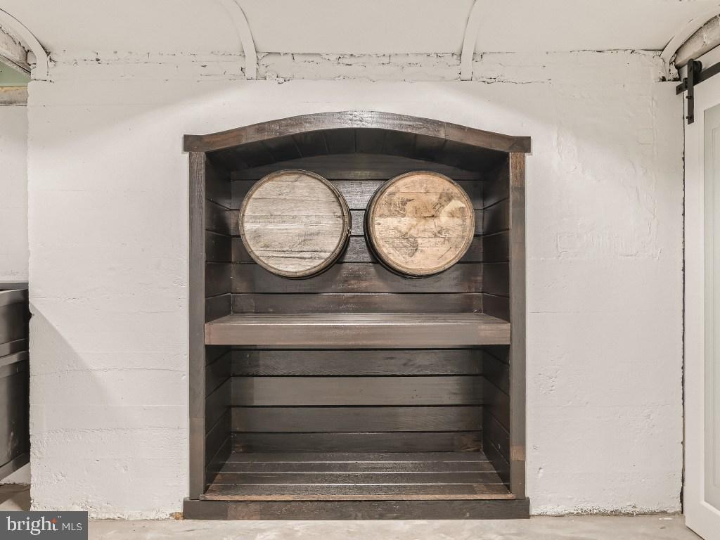 ESSEX - Residential Lease