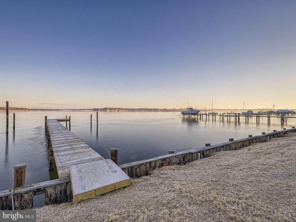 ESSEX - Residential Lease