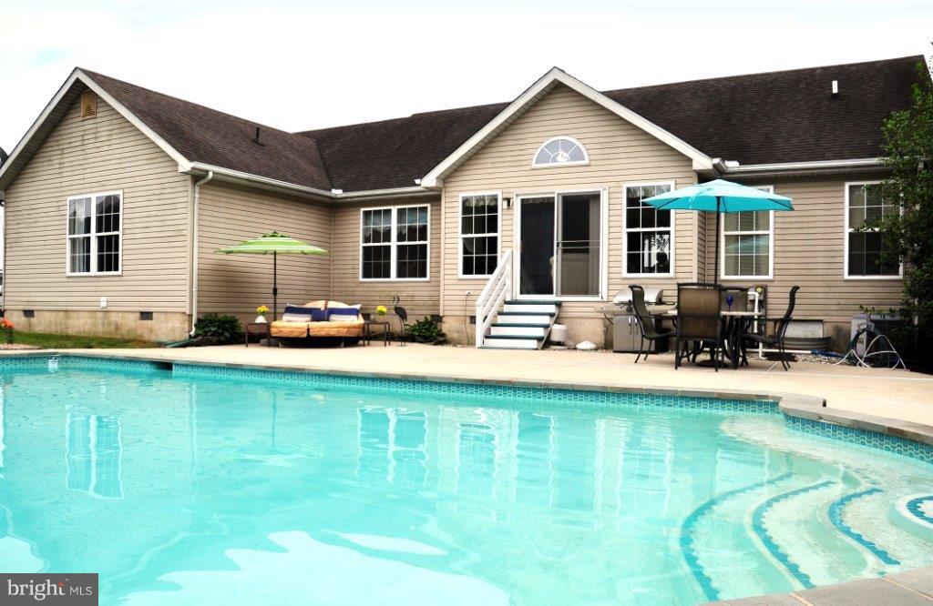 CLAIBORNE FIELDS - Residential