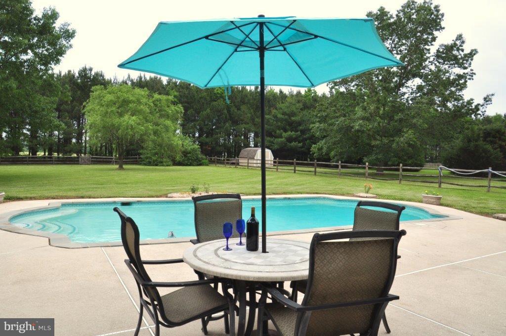 CLAIBORNE FIELDS - Residential