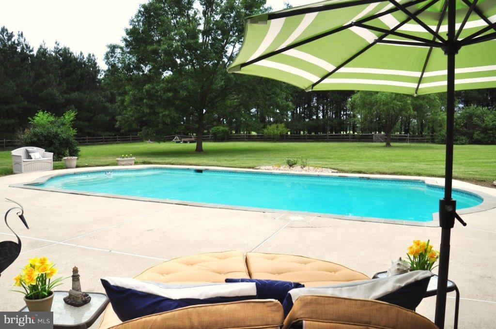 CLAIBORNE FIELDS - Residential