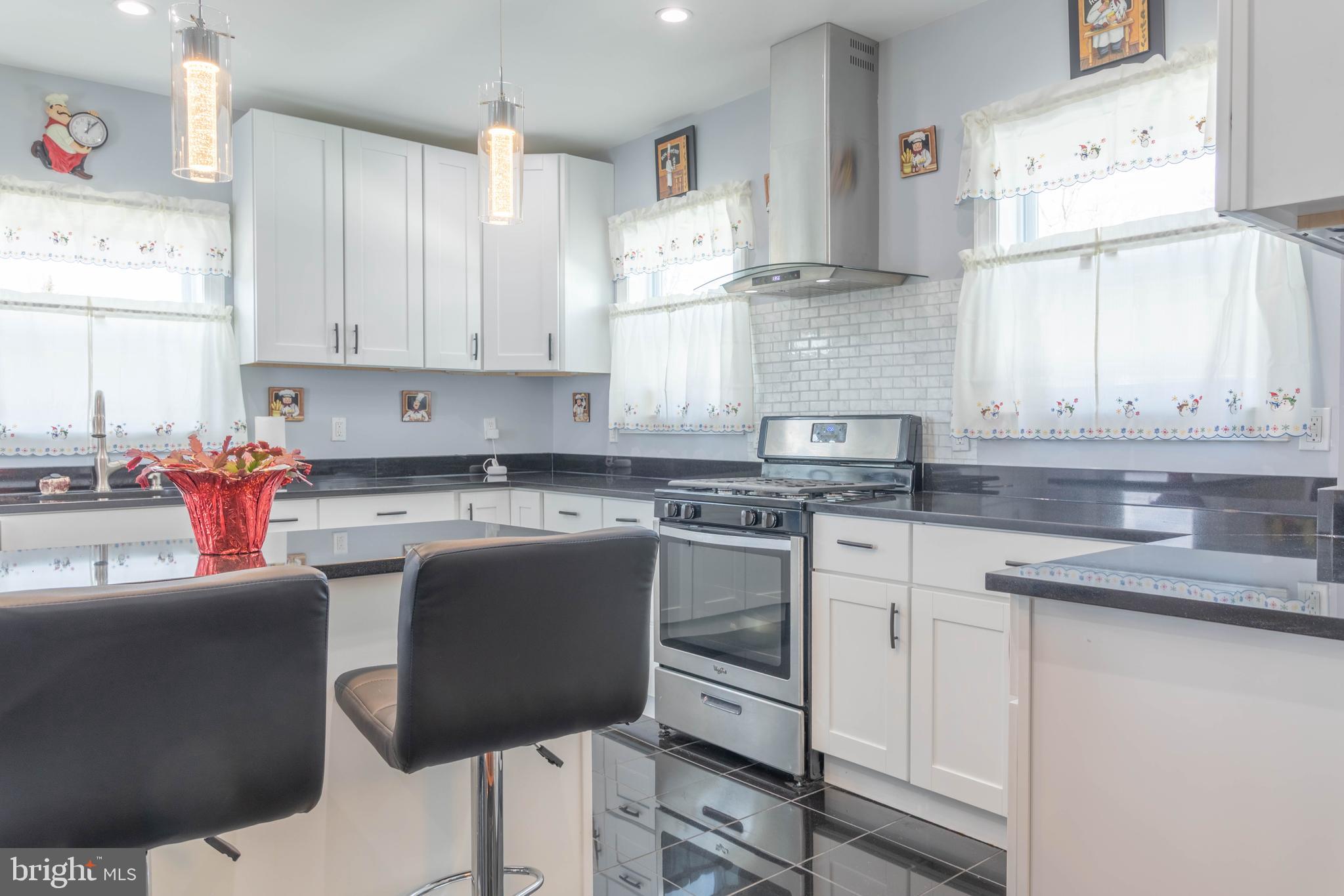 ROSEDALE - Residential