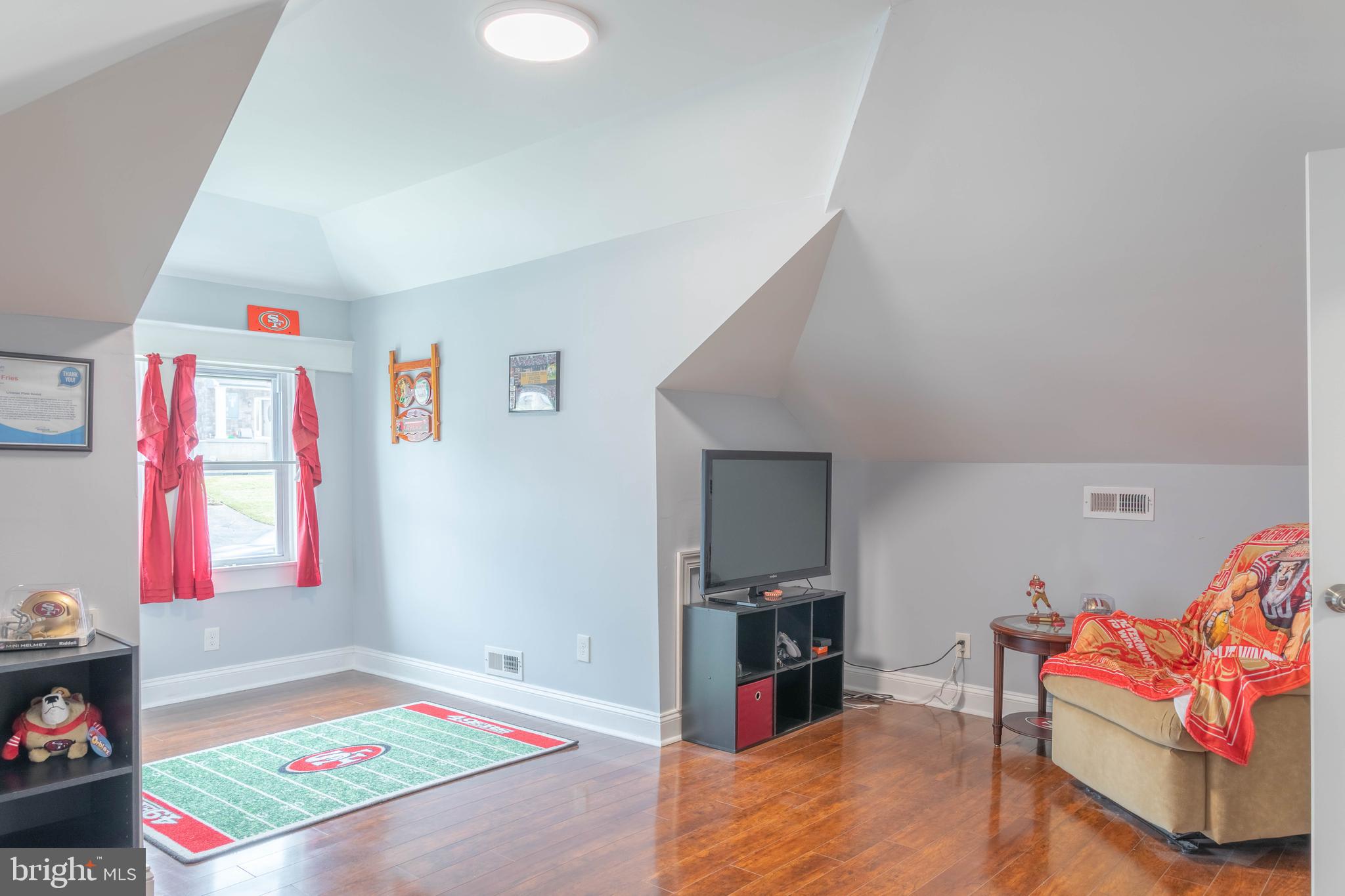 ROSEDALE - Residential