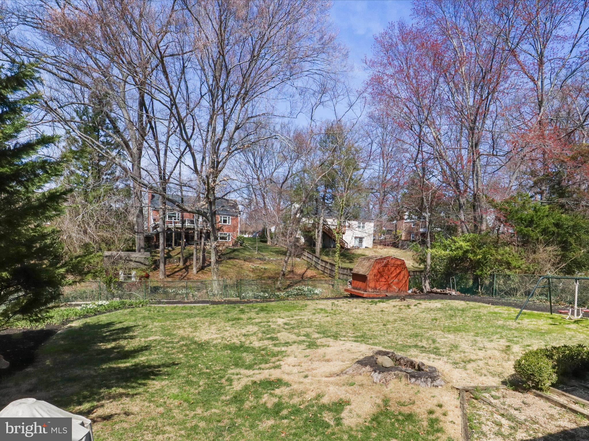 SLEEPY HOLLOW MANOR - Residential