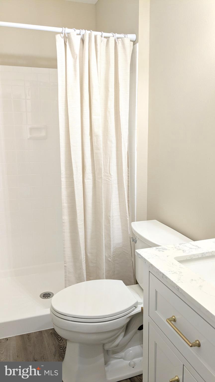 QUIET GLEN - Residential