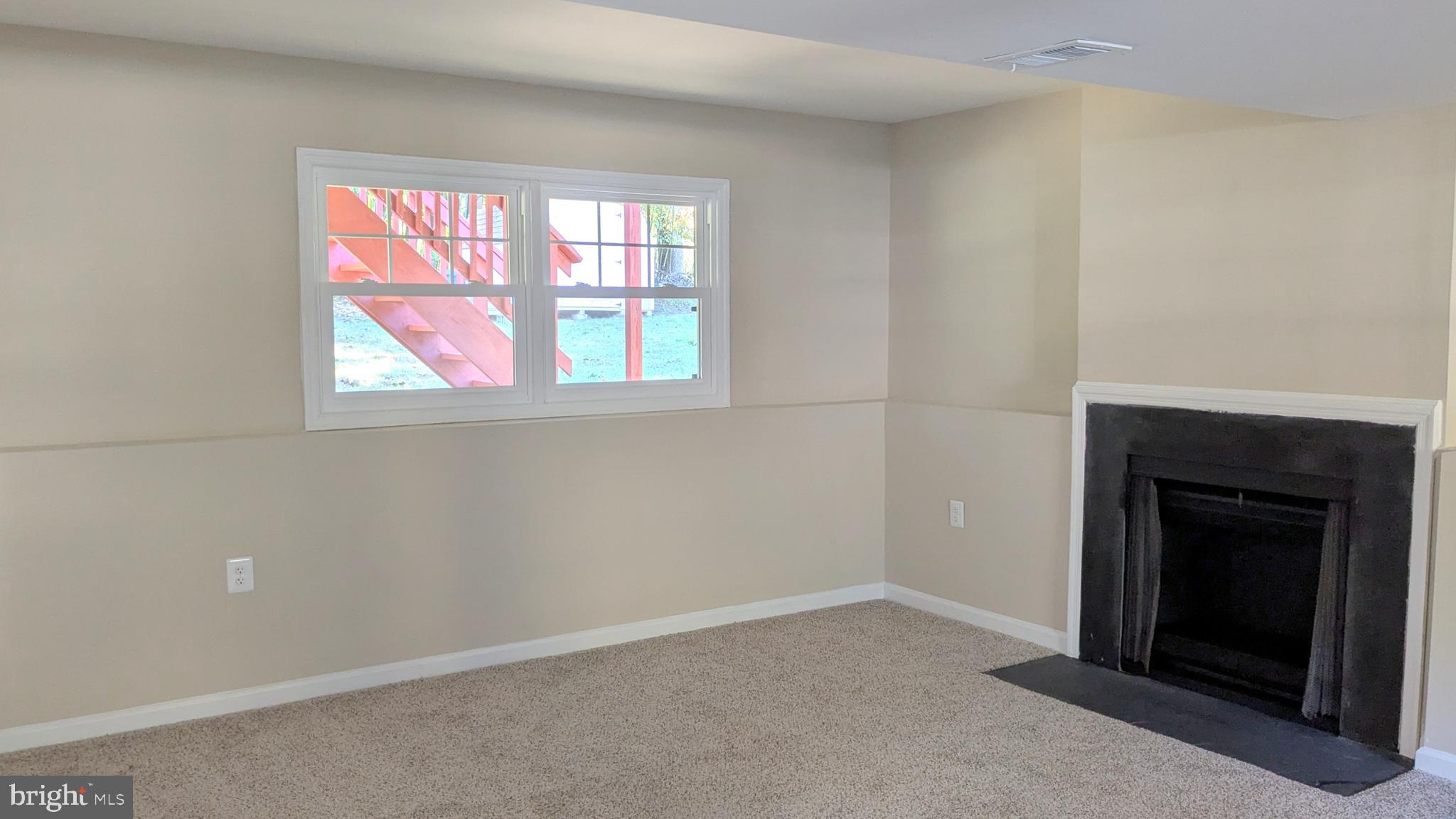 QUIET GLEN - Residential