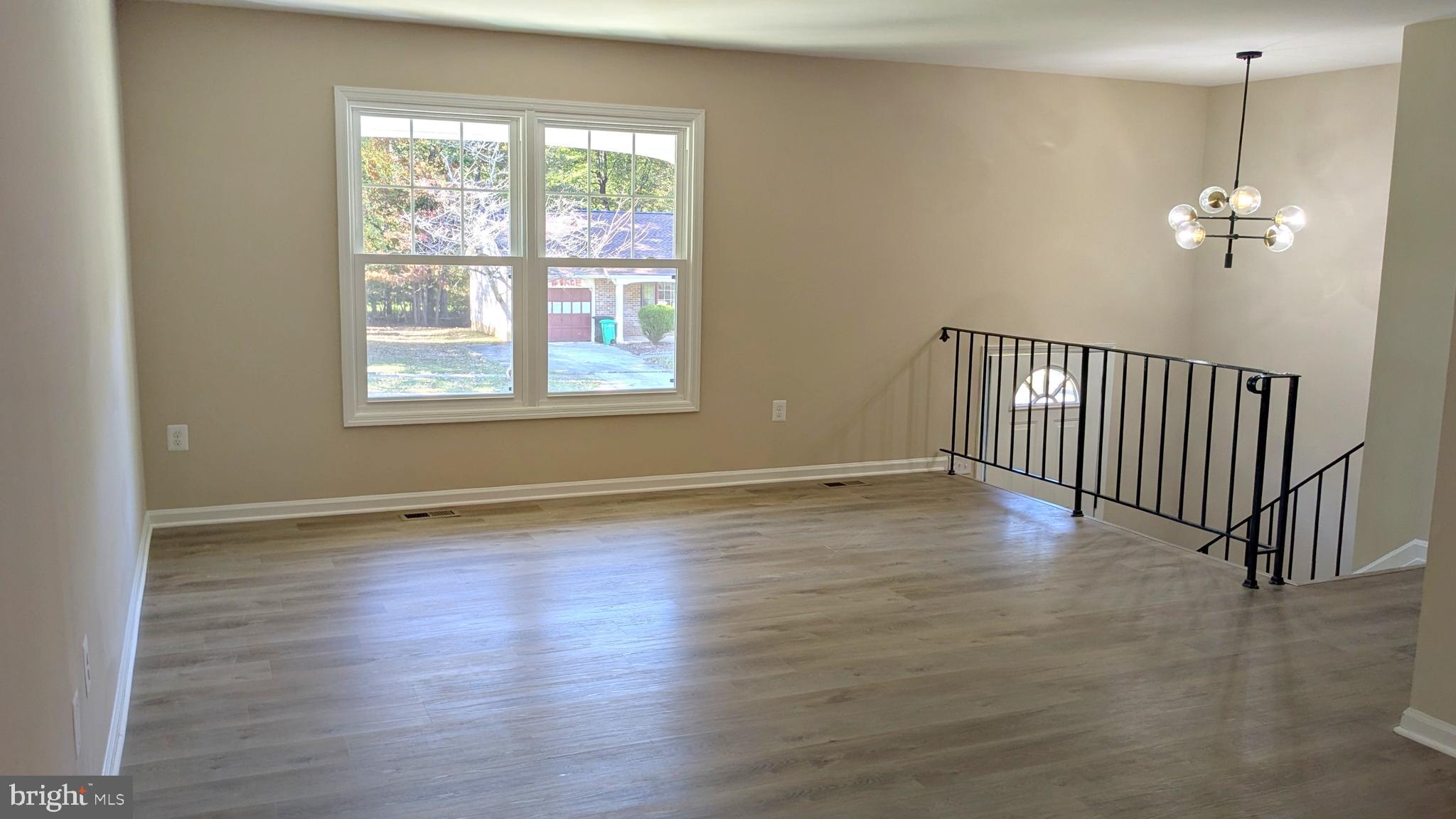 9903 QUIET GLEN COURT