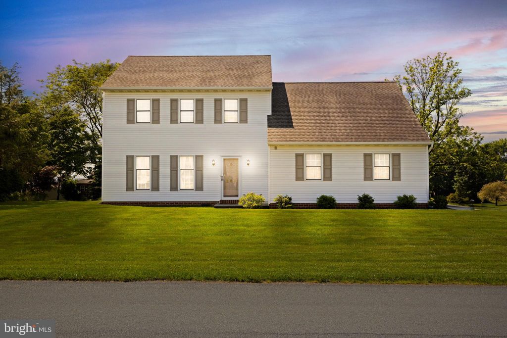 Photo of 263 Shamrock Drive, Mount Joy, PA 17552 (MLS # PALA2051438)