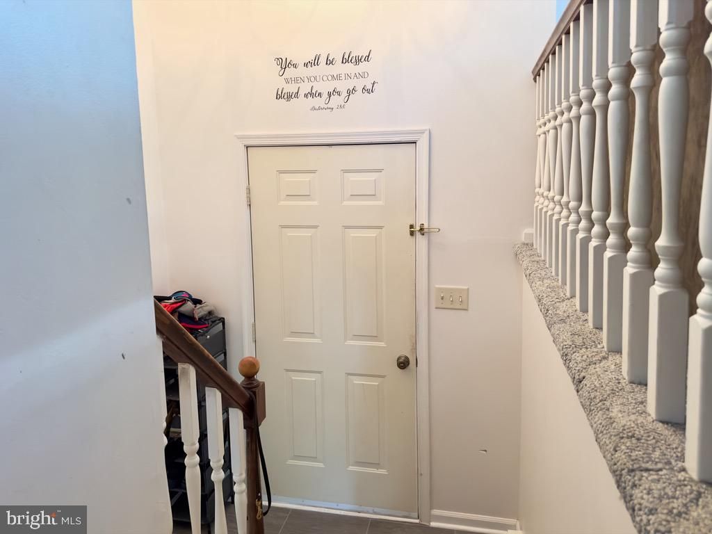 Photo of 201 Beechwood Drive, LITITZ, PA 17543 (MLS # PALA2058728)