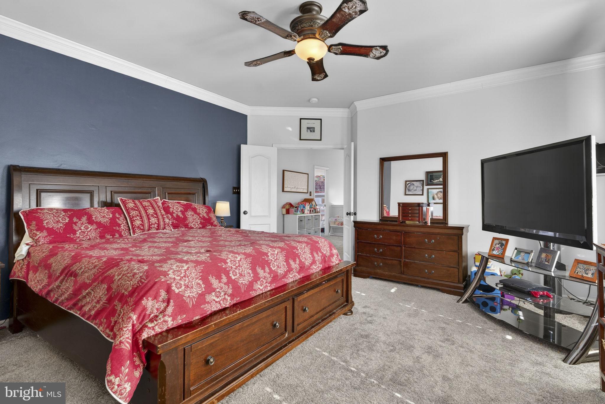 WAKELAND MANOR - Residential