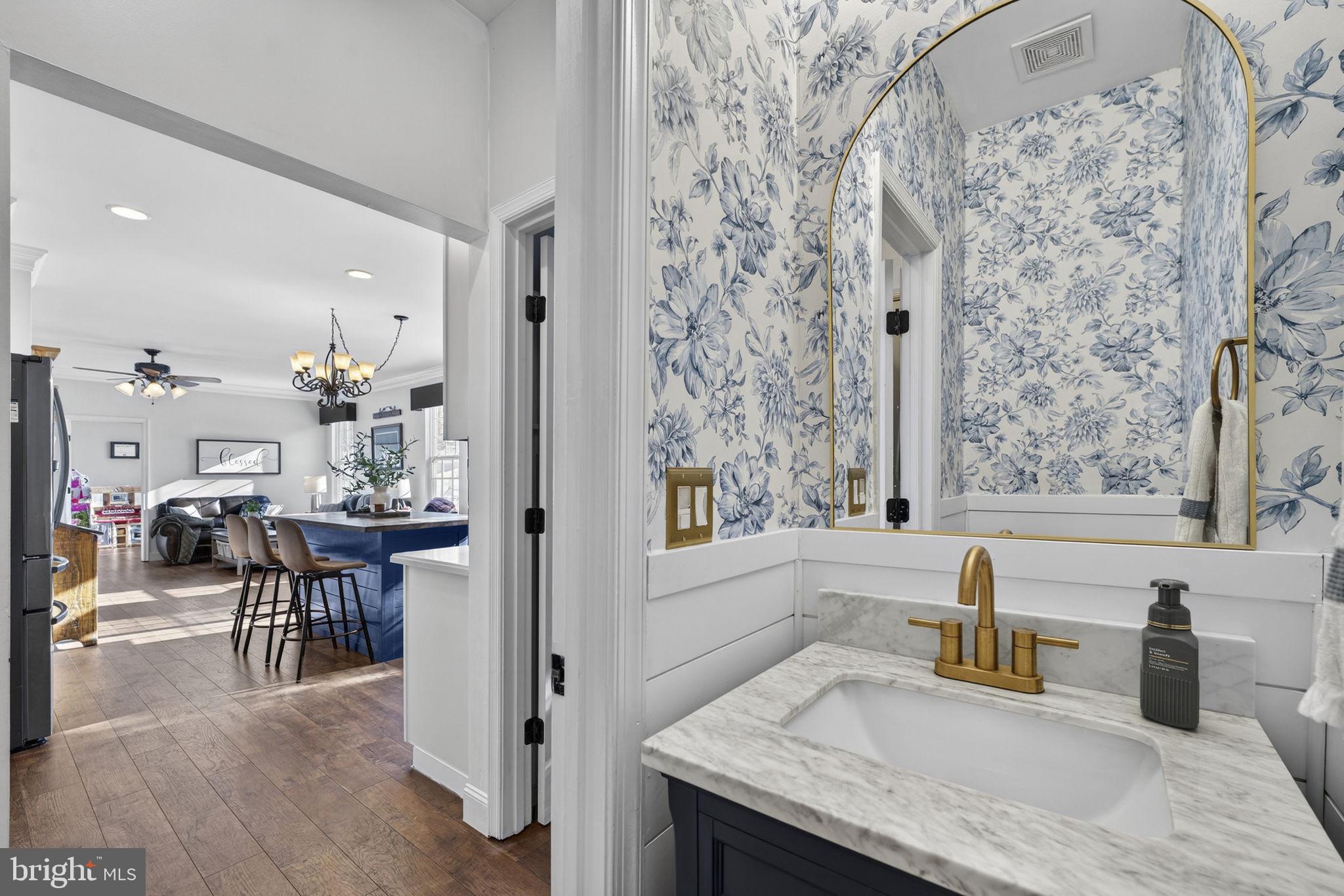 WAKELAND MANOR - Residential