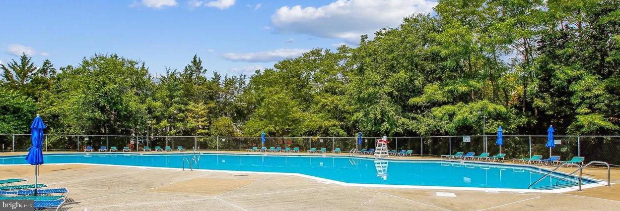 SURREY AT MANCHESTER LAKES - Residential Lease