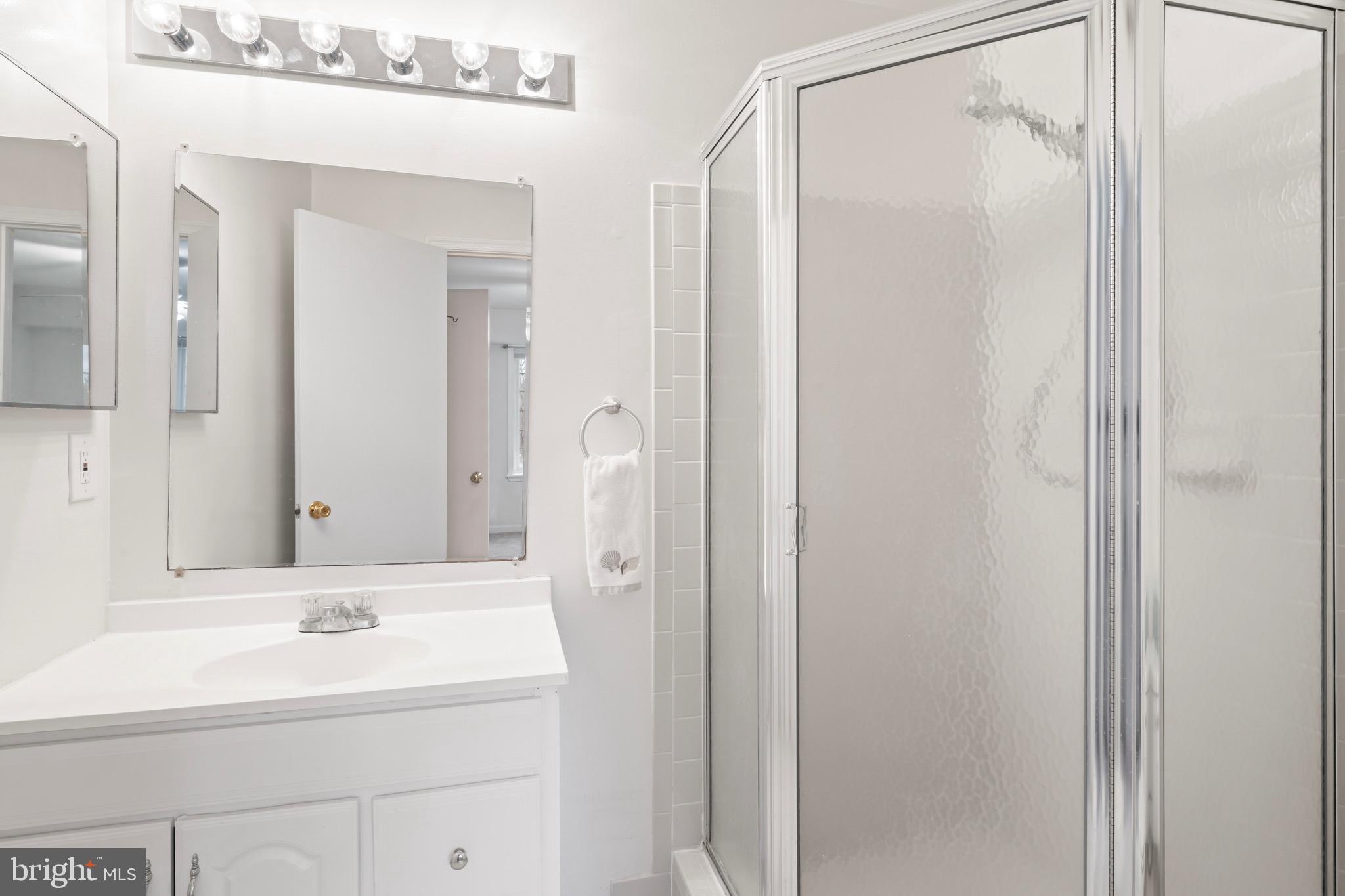 SURREY AT MANCHESTER LAKES - Residential Lease