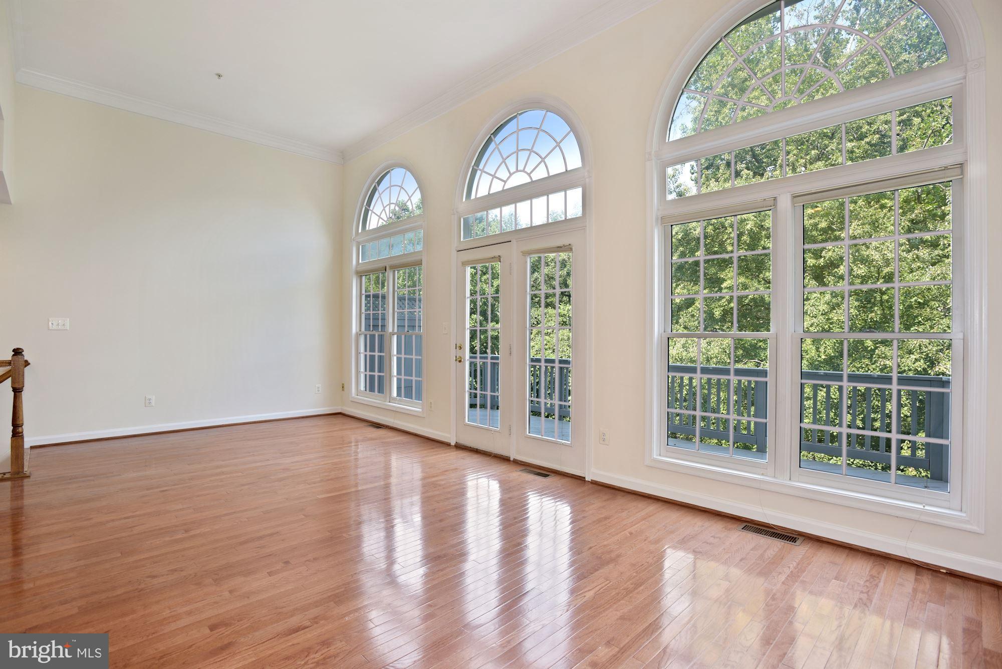 TYSONS VILLAGE - Residential Lease