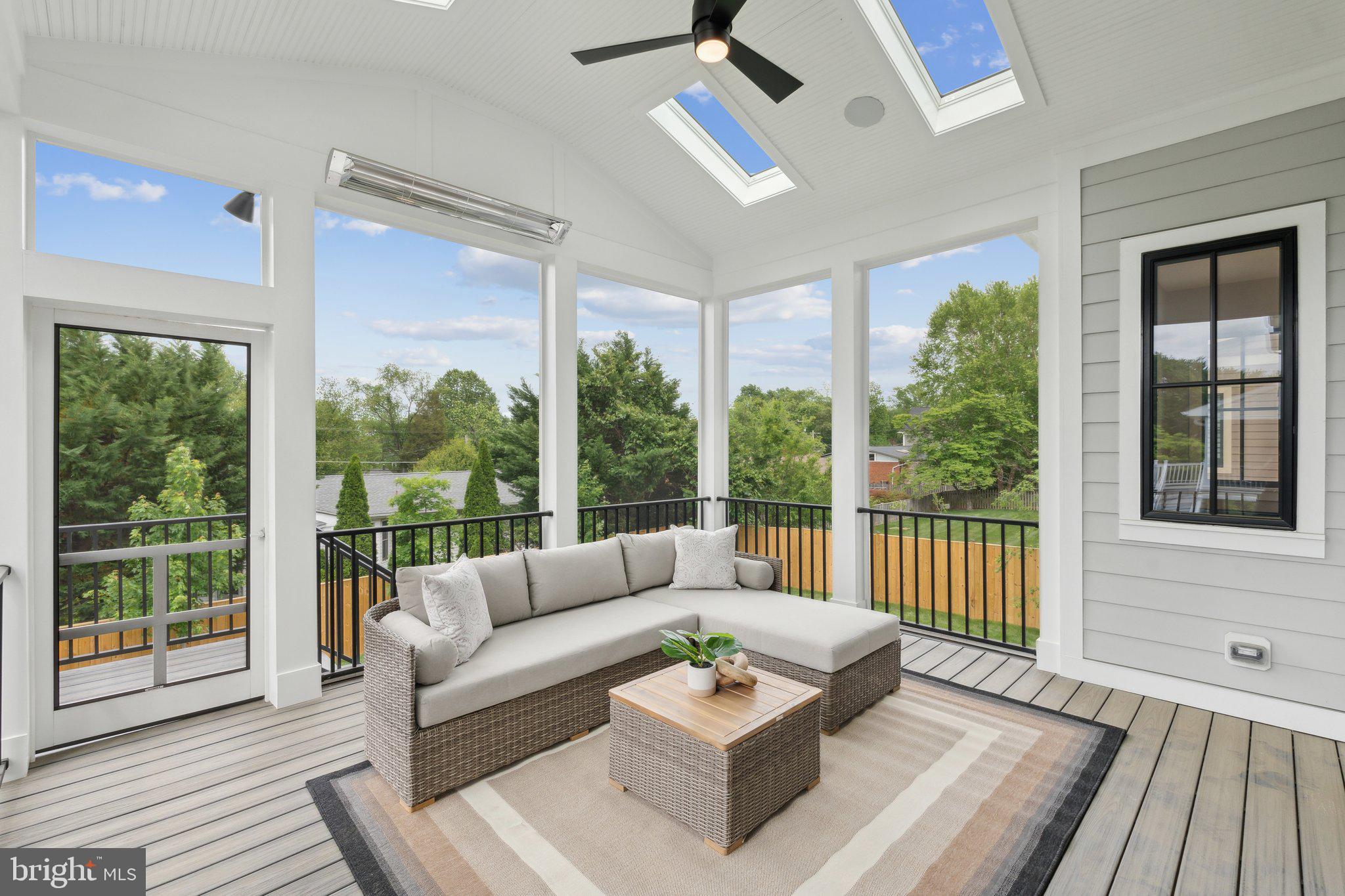 ROSEMONT - Residential