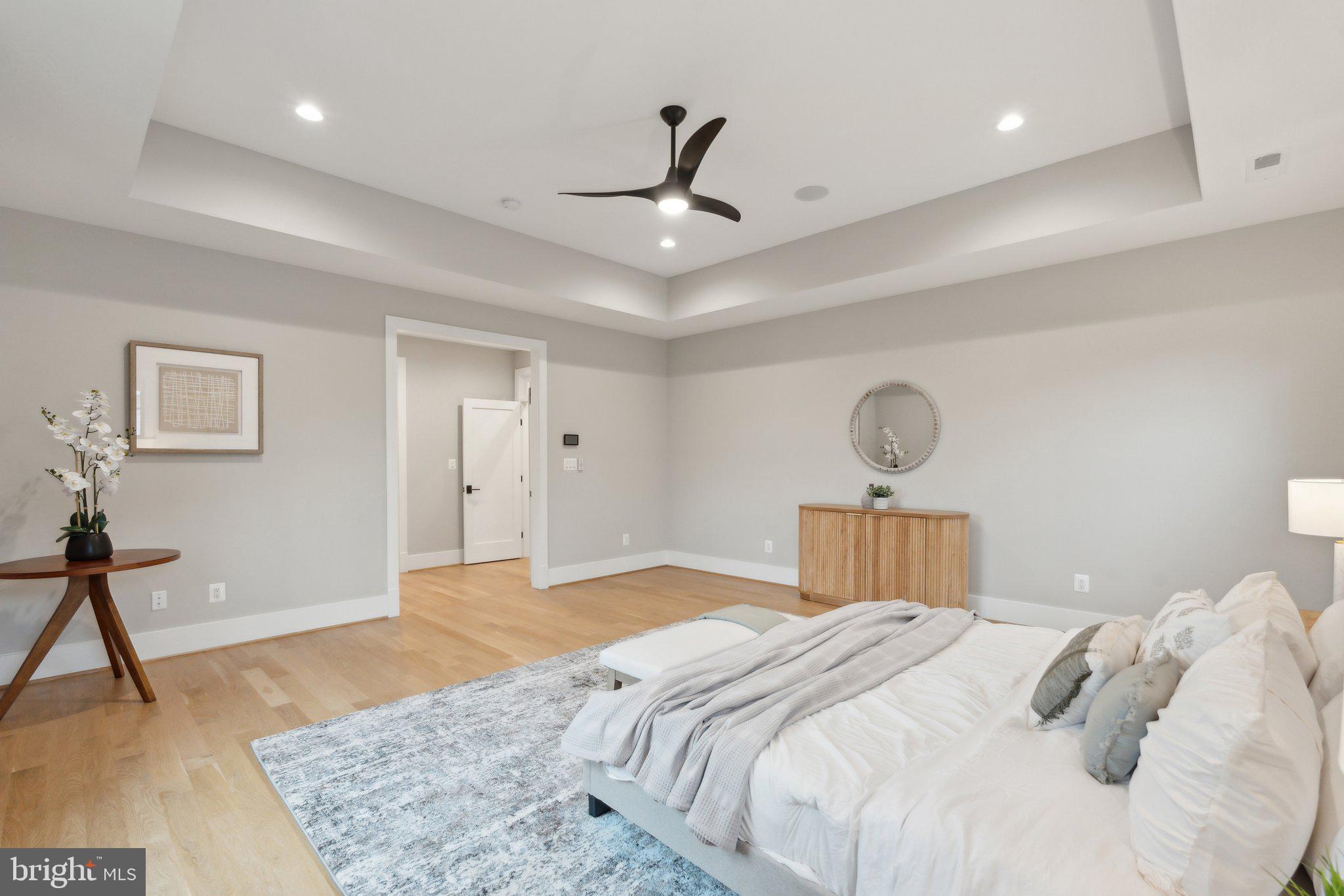 ROSEMONT - Residential