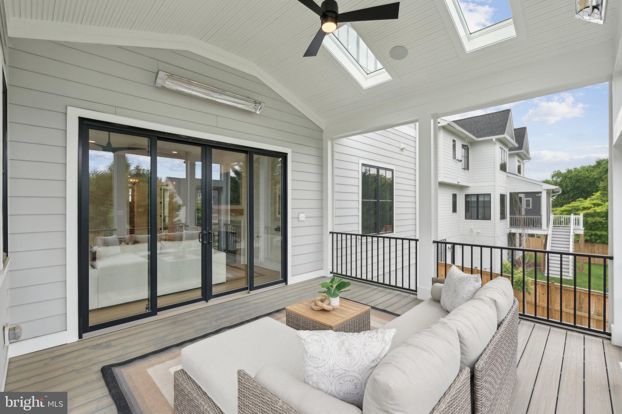 ROSEMONT - Residential