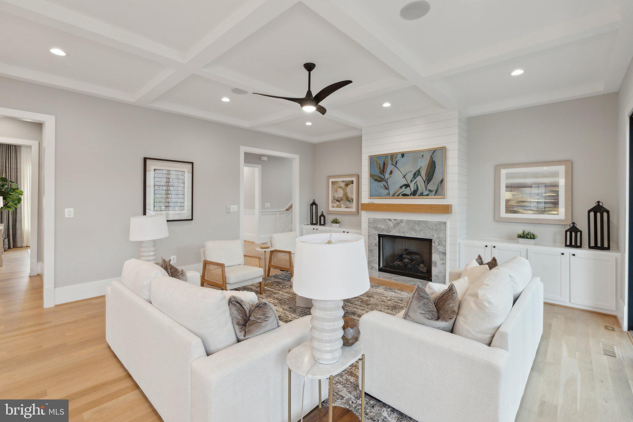 ROSEMONT - Residential