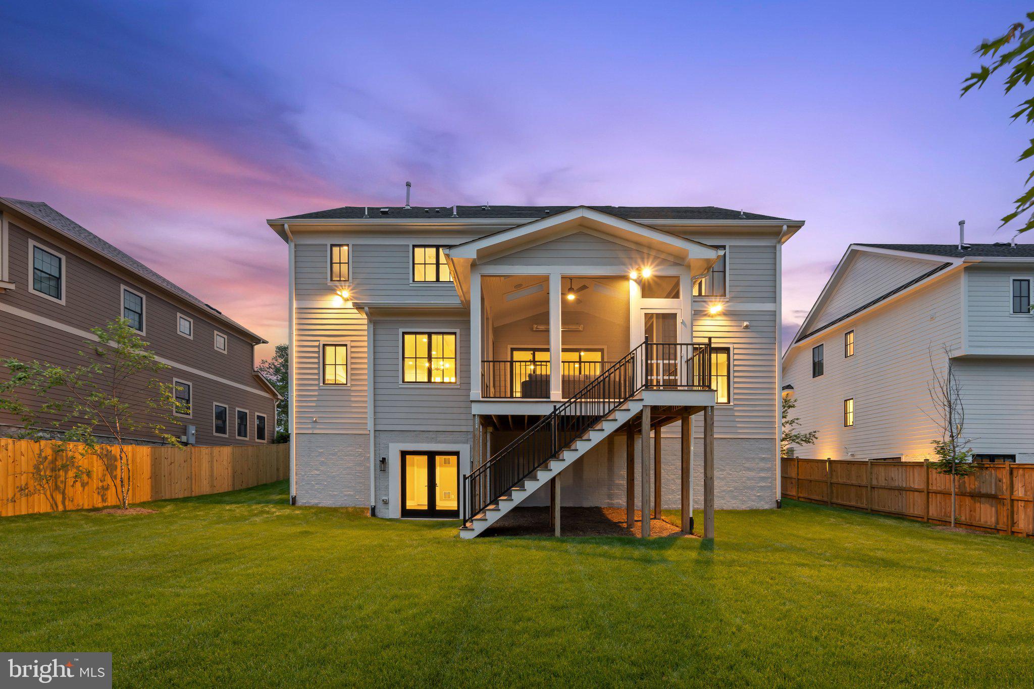 1609 WOODMOOR LANE