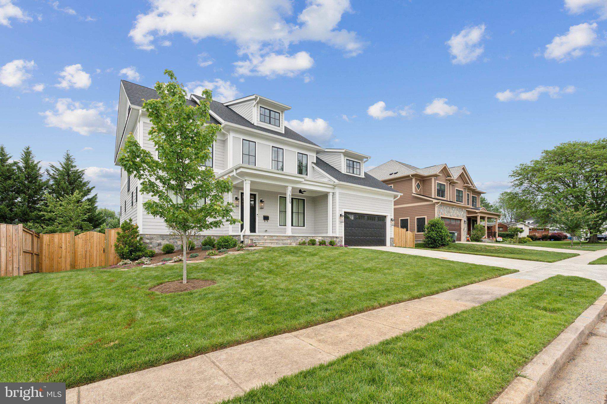 ROSEMONT - Residential