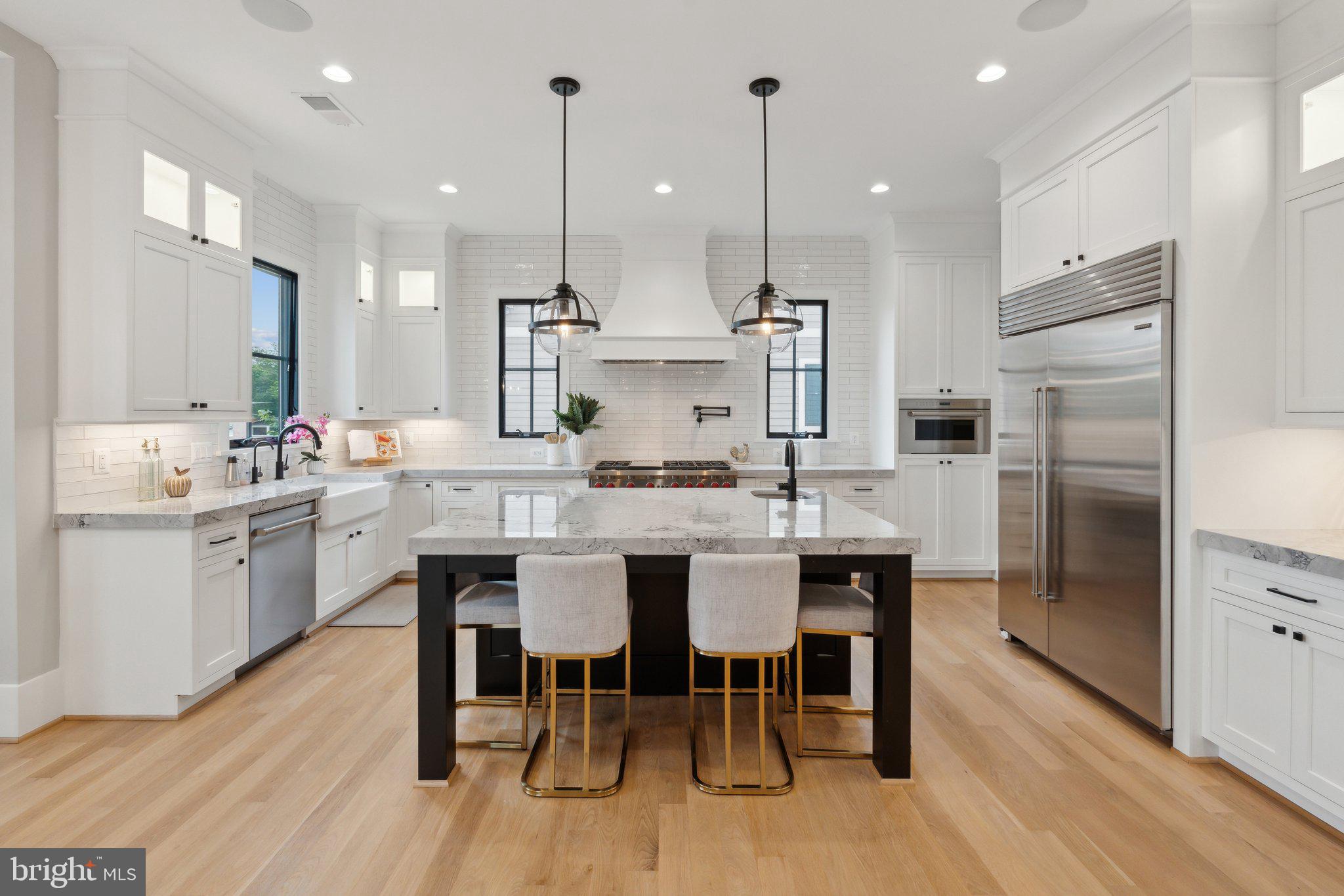 ROSEMONT - Residential