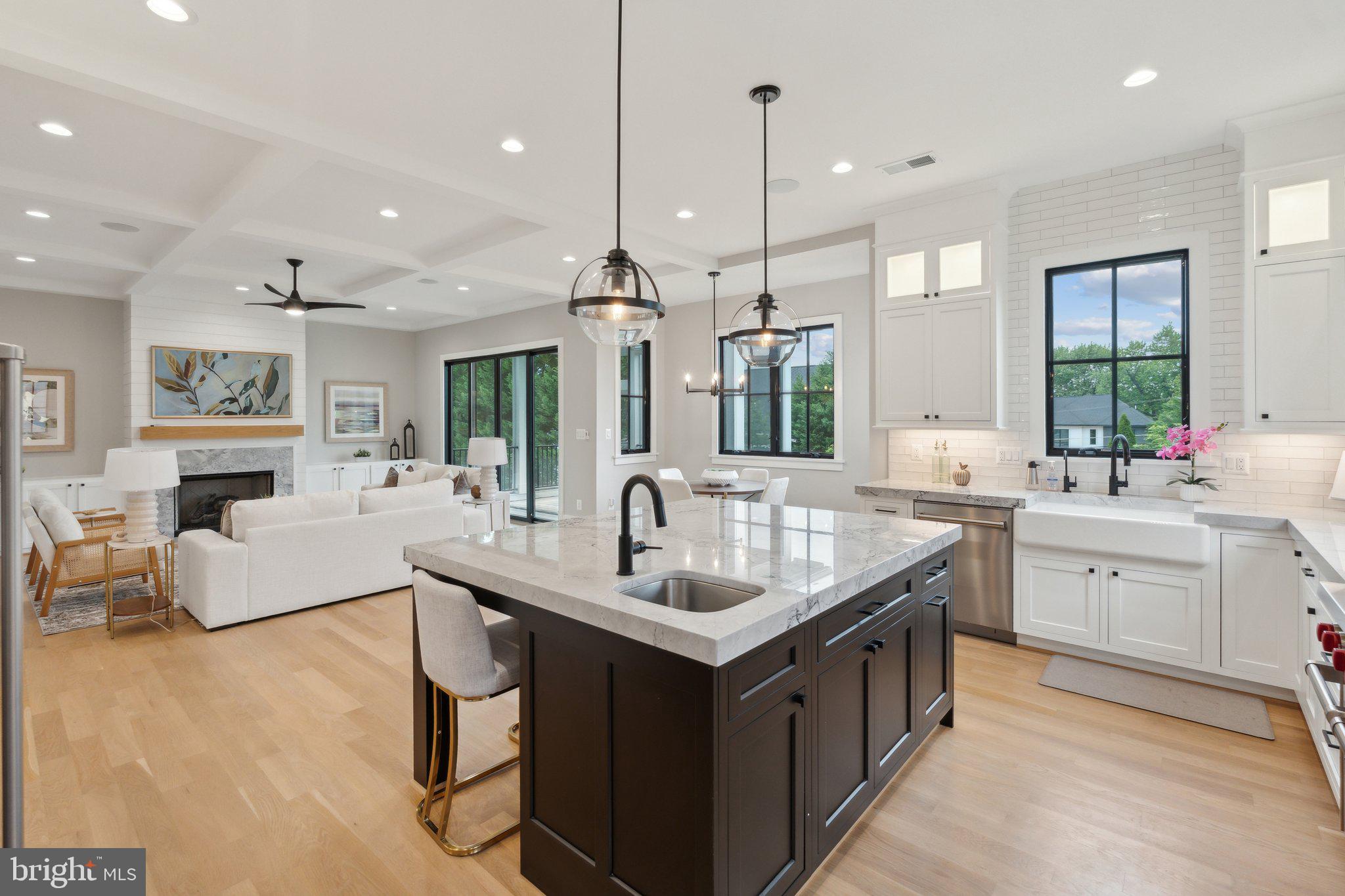 ROSEMONT - Residential