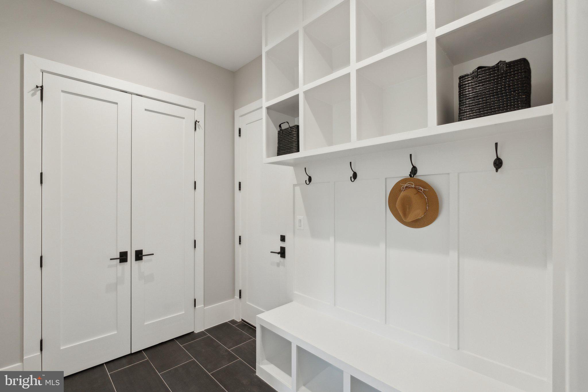 ROSEMONT - Residential