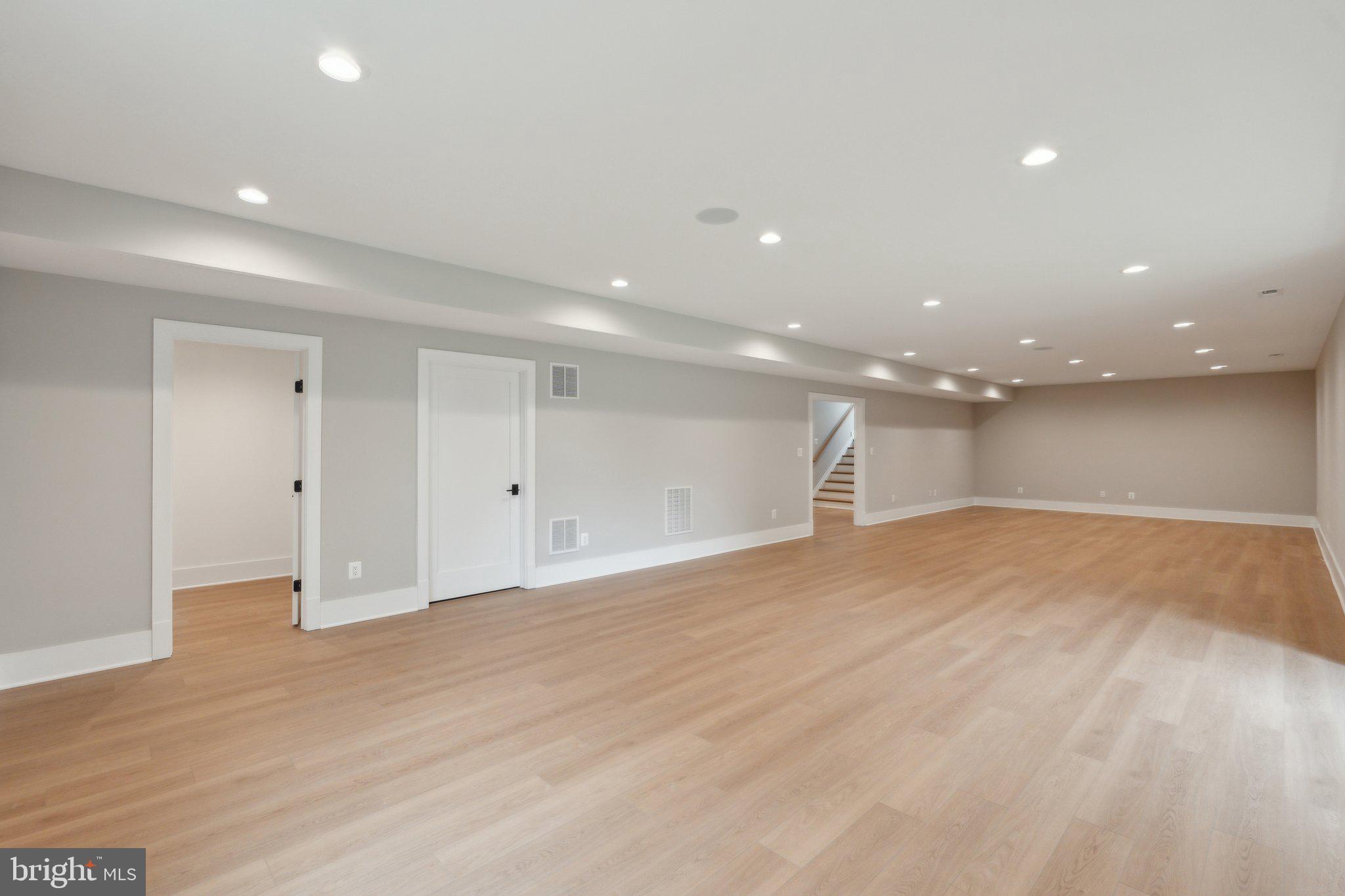 ROSEMONT - Residential