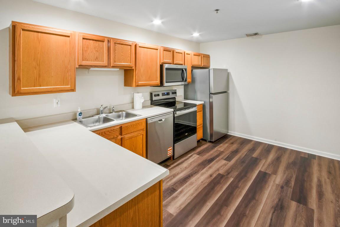 VILLAS AT FRENCH CREEK - Residential